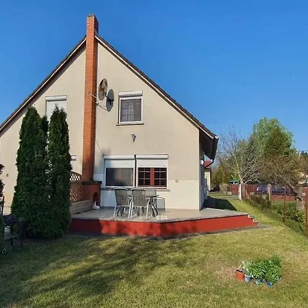 In 44886 Balatonkeresztúr